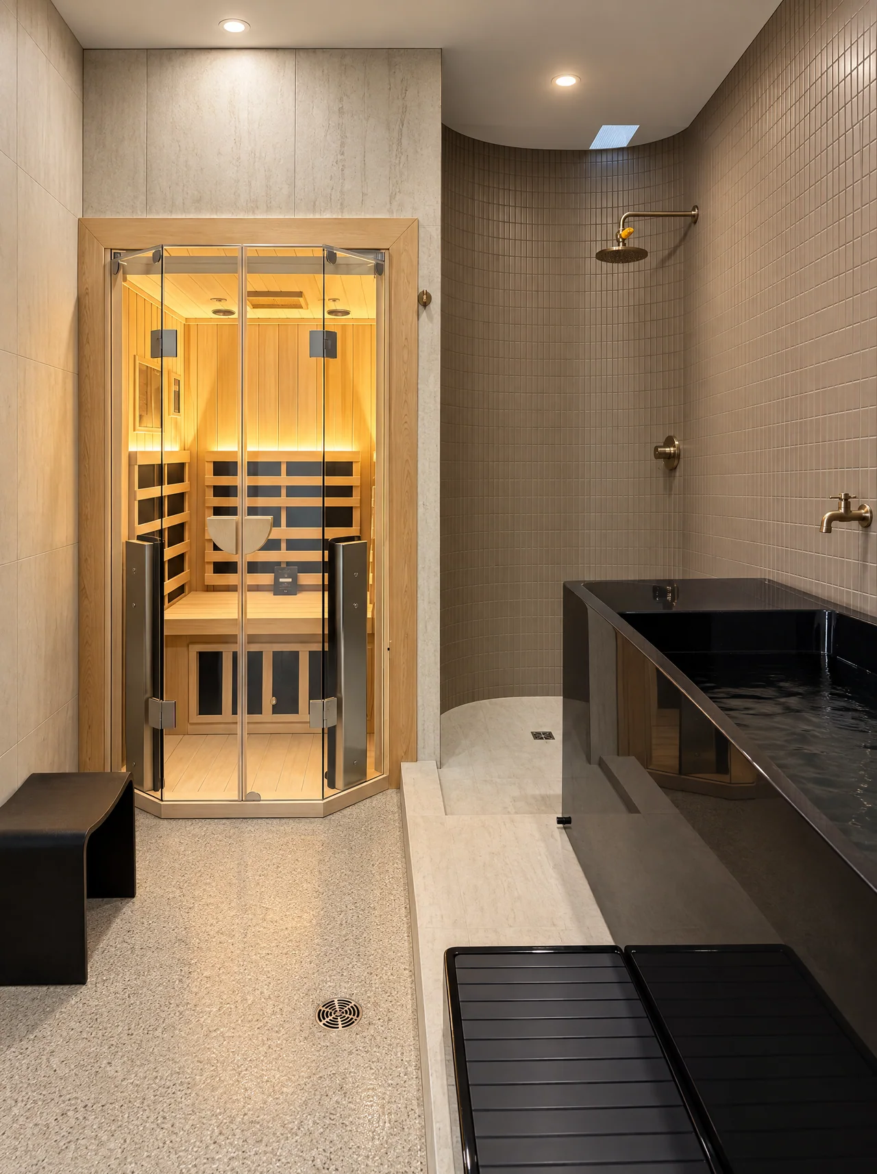 Une suite Contraste Solo avec le sauna, le bain froid et la douche